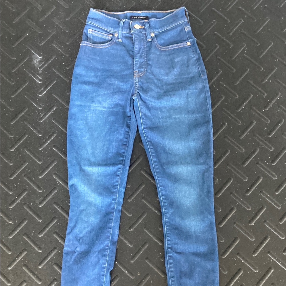 Lucky Brand Skinny Jeans size 23